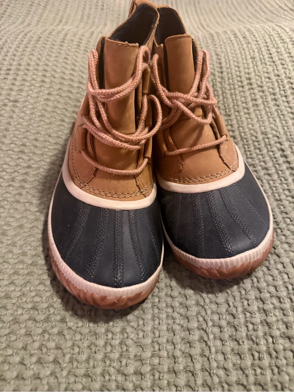 Sorel Women’s Two-Tone Duck Boots in Black and Brown
